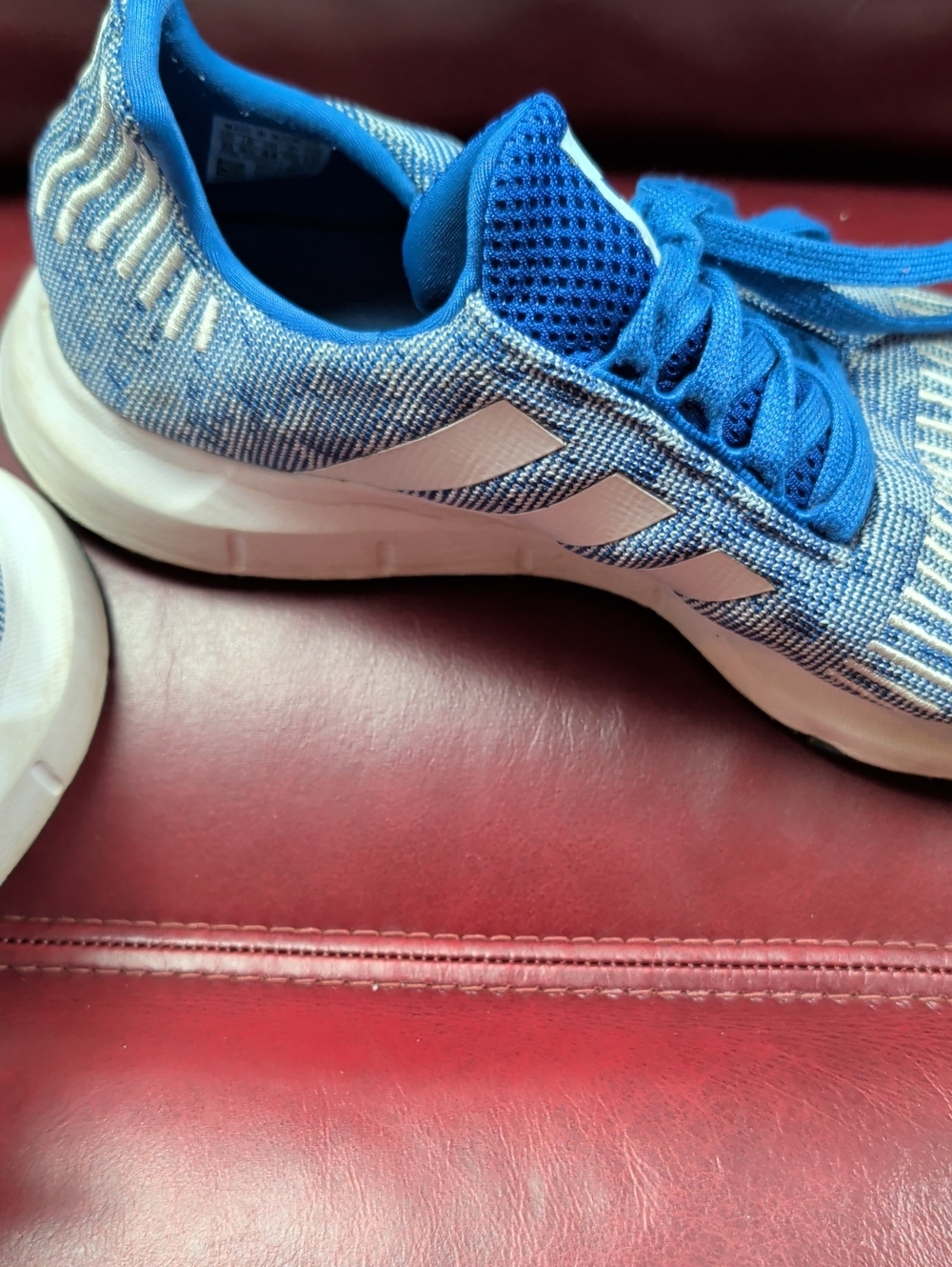 Adidas Swift Run Blue Cloud White Men's 10 - Picture 4 of 10